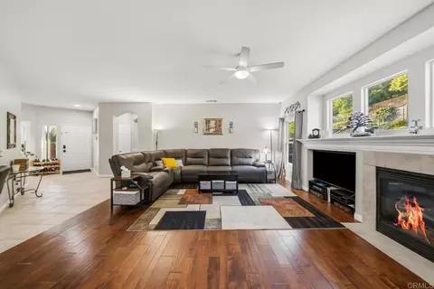3146 Willow Tree Ln, Escondido, CA 92027