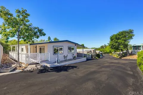2400 Alpine Blvd #8, Alpine, CA 91901 photo 2