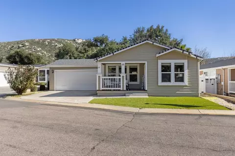 2239 Black Canyon Rd, Ramona, CA 92065