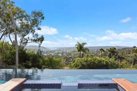 3251 Piragua St, Carlsbad, CA 92009