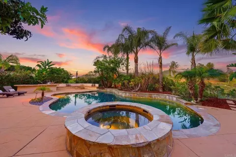 Exterior - 15161 La Manda Dr, Poway, CA 92064 photo 5 of 13