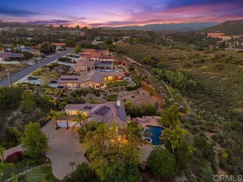View/Area - 15161 La Manda Dr, Poway, CA 92064 photo 3 of 8