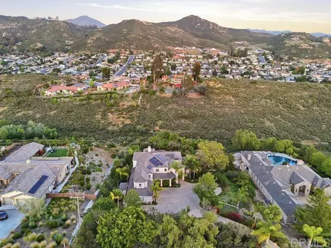 View/Area - 15161 La Manda Dr, Poway, CA 92064 photo 7 of 8