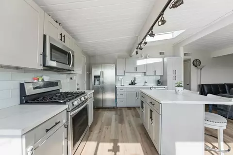 Kitchen - 9838 Ivanho St, Spring Valley, CA 91977 photo 4 of 5