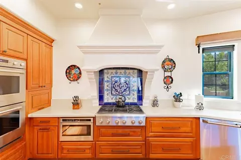 Kitchen - 13613 Hillside Estates Dr, Jamul, CA 91935 photo 5 of 6