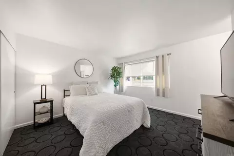 475 N Midway Dr #117, Escondido, CA 92027