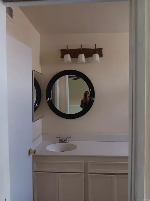 Bath - 10812 2nd St, Santee, CA 92071 photo 2 of 5