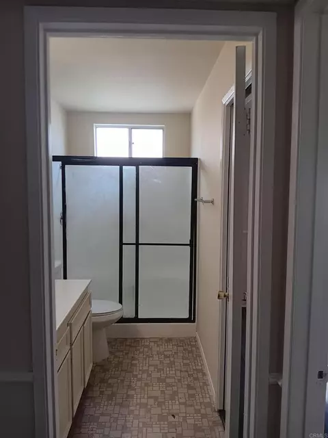 Bath - 10812 2nd St, Santee, CA 92071 photo 1 of 5