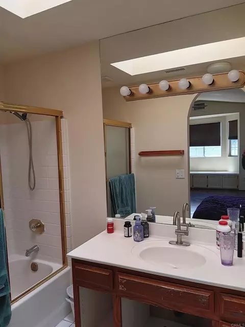 Bath - 10812 2nd St, Santee, CA 92071 photo 5 of 5