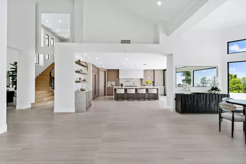 Entry Way - 9355 Lavell St, La Mesa, CA 91941 photo 2 of 3