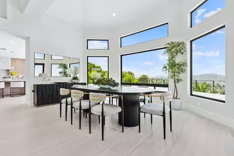 Dining - 9355 Lavell St, La Mesa, CA 91941 photo 2 of 2