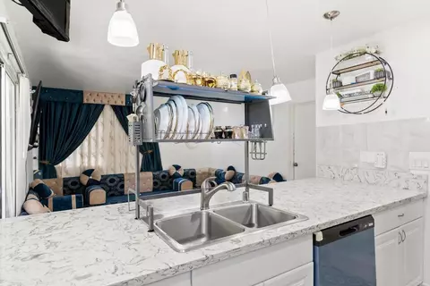 Kitchen - 846 Friendly Cir, El Cajon, CA 92021 photo 2 of 3