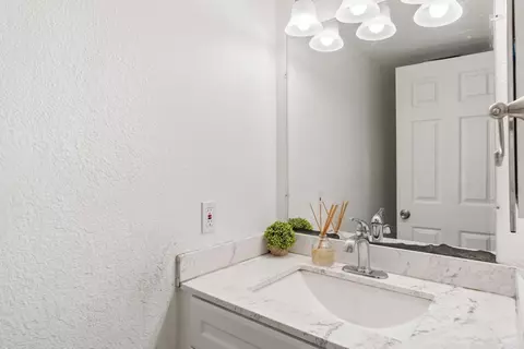 Bath - 846 Friendly Cir, El Cajon, CA 92021 photo 1 of 3