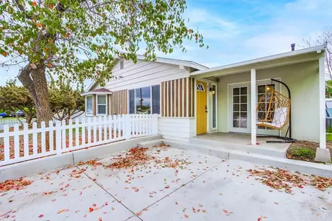 801 W 11th Ave, Escondido, CA 92025