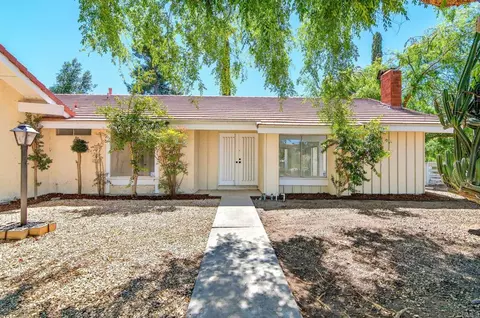 37985 Avenida Bravura, Temecula, CA 92592