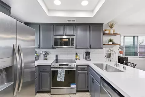 2373 Kings View Cir, Spring Valley, CA 91977