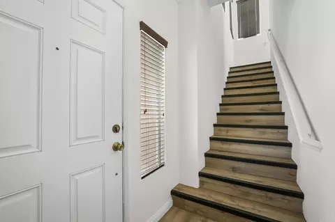 Entry Way - 641 Sumner Way # 1, Oceanside, CA 92058 photo 1 of 1