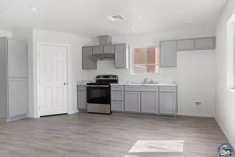 376 Heil St #1, El Centro, CA 92243 photo 5