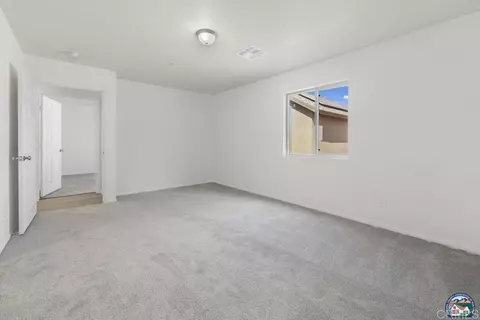 376 Heil St #1, El Centro, CA 92243 photo 4