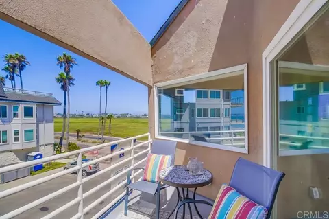 1326 Seacoast Dr, Imperial Beach, CA 91932