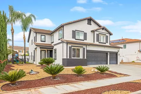 33673 Poppy Ln, Murrieta, CA 92563