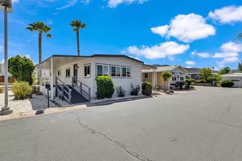 8301 Mission Gorge Rd #SPC 256, Santee, CA 92071