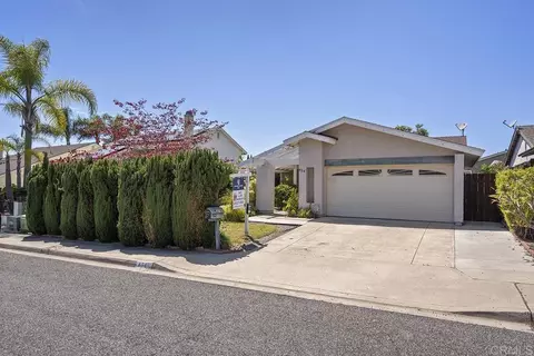 834 La Senda Way, Chula Vista, CA 91910