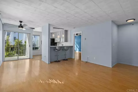 7506 Parkway Dr #201, La Mesa, CA 91942