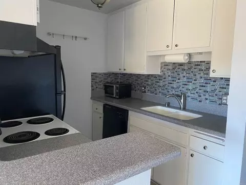 6416 Friars Rd #306, San Diego, CA 92110