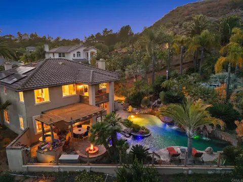 1334 Emeraude Gln, Escondido, CA 92029