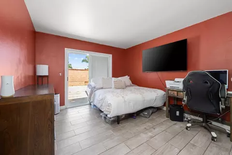 Bedroom - 4608 Calle De Retiro, Oceanside, CA 92057 photo 5 of 6