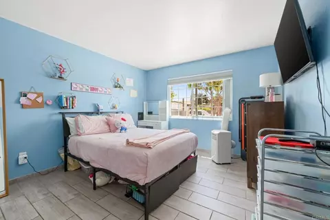 Bedroom - 4608 Calle De Retiro, Oceanside, CA 92057 photo 3 of 6