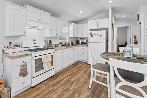 3221 Bancroft Dr #25, Spring Valley, CA 91977 photo 4