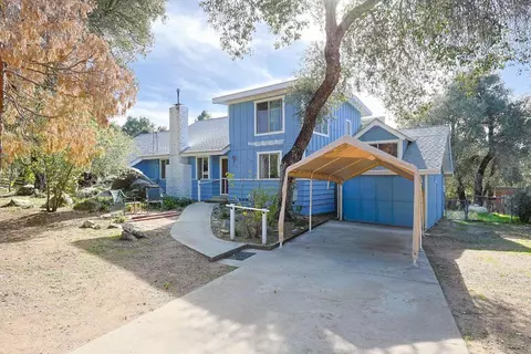 25077 Manzanita Ln, Descanso, CA 91916