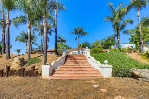 Exterior - 11115 Pinehurst Dr, Lakeside, CA 92040 photo 2 of 31