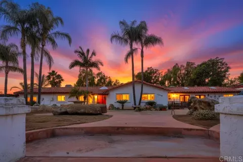 11115 Pinehurst Dr, Lakeside, CA 92040