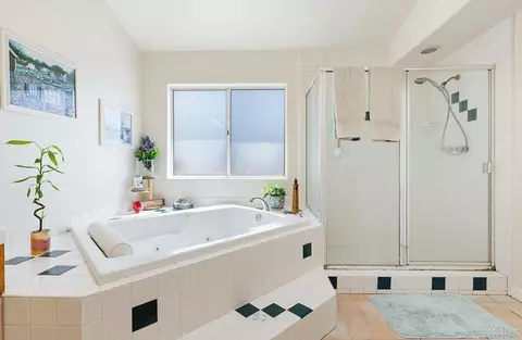 Bath - 11115 Pinehurst Dr, Lakeside, CA 92040 photo 4 of 8