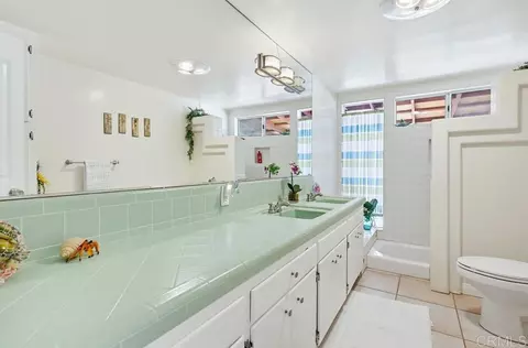 Bath - 11115 Pinehurst Dr, Lakeside, CA 92040 photo 6 of 8