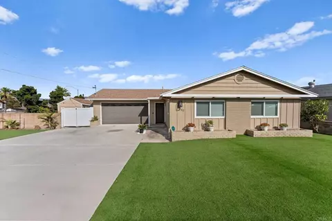 157 Lakeview Ave, Spring Valley, CA 91977