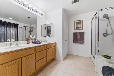 Bath - 1361 Sunhaven Rd, Alpine, CA 91901 photo 2 of 4