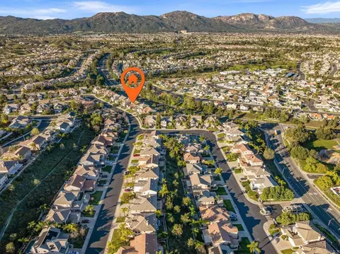 View/Area - 33360 Barrington, Temecula, CA 92592 photo 2 of 3