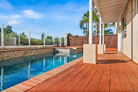 Exterior - 33360 Barrington, Temecula, CA 92592 photo 3 of 5
