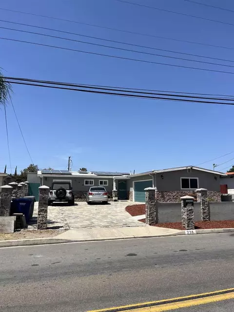 238 Lakeview Ave, Spring Valley, CA 91977