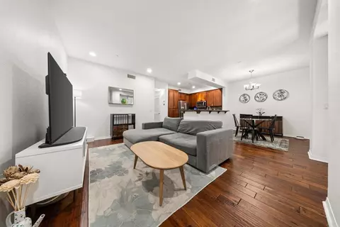 8835 Tribeca Cir, San Diego, CA 92123