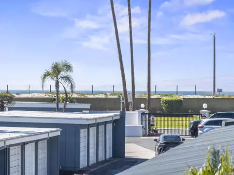 View/Area - 90 Montego Ct, Coronado, CA 92118 photo 2 of 10