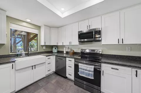 Kitchen - 1132 Ramona St, Ramona, CA 92065 photo 3 of 7