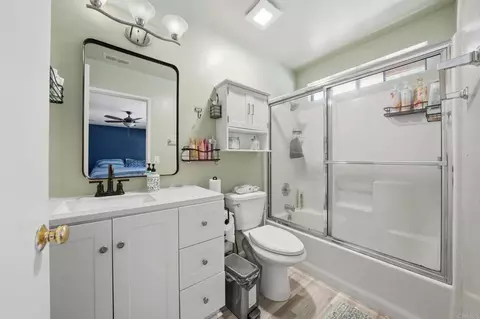 Bath - 1132 Ramona St, Ramona, CA 92065 photo 1 of 3