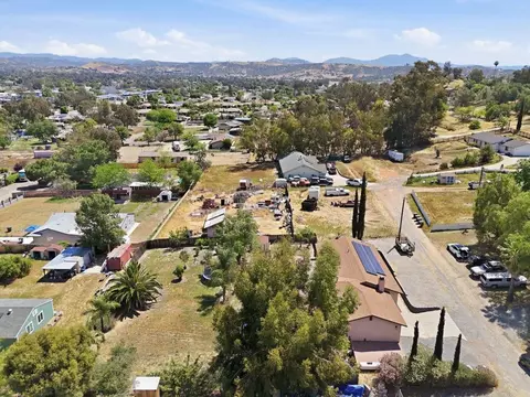 View/Area - 1132 Ramona St, Ramona, CA 92065 photo 3 of 6