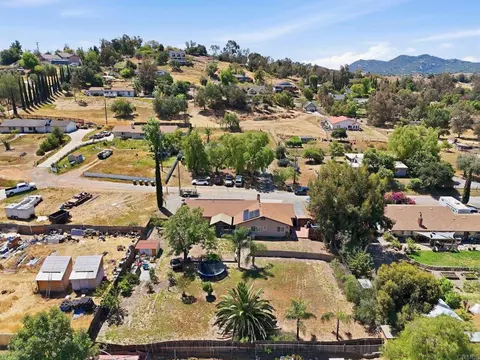 View/Area - 1132 Ramona St, Ramona, CA 92065 photo 2 of 6