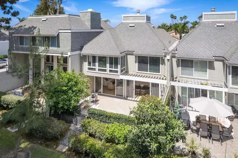 4162 Racquet Club Dr, Huntington Beach, CA 92649